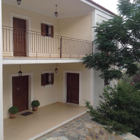 Xenonas Nikia Hotell Yerákion Exteriör bild