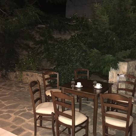 Xenonas Nikia Hotell Yerákion Exteriör bild