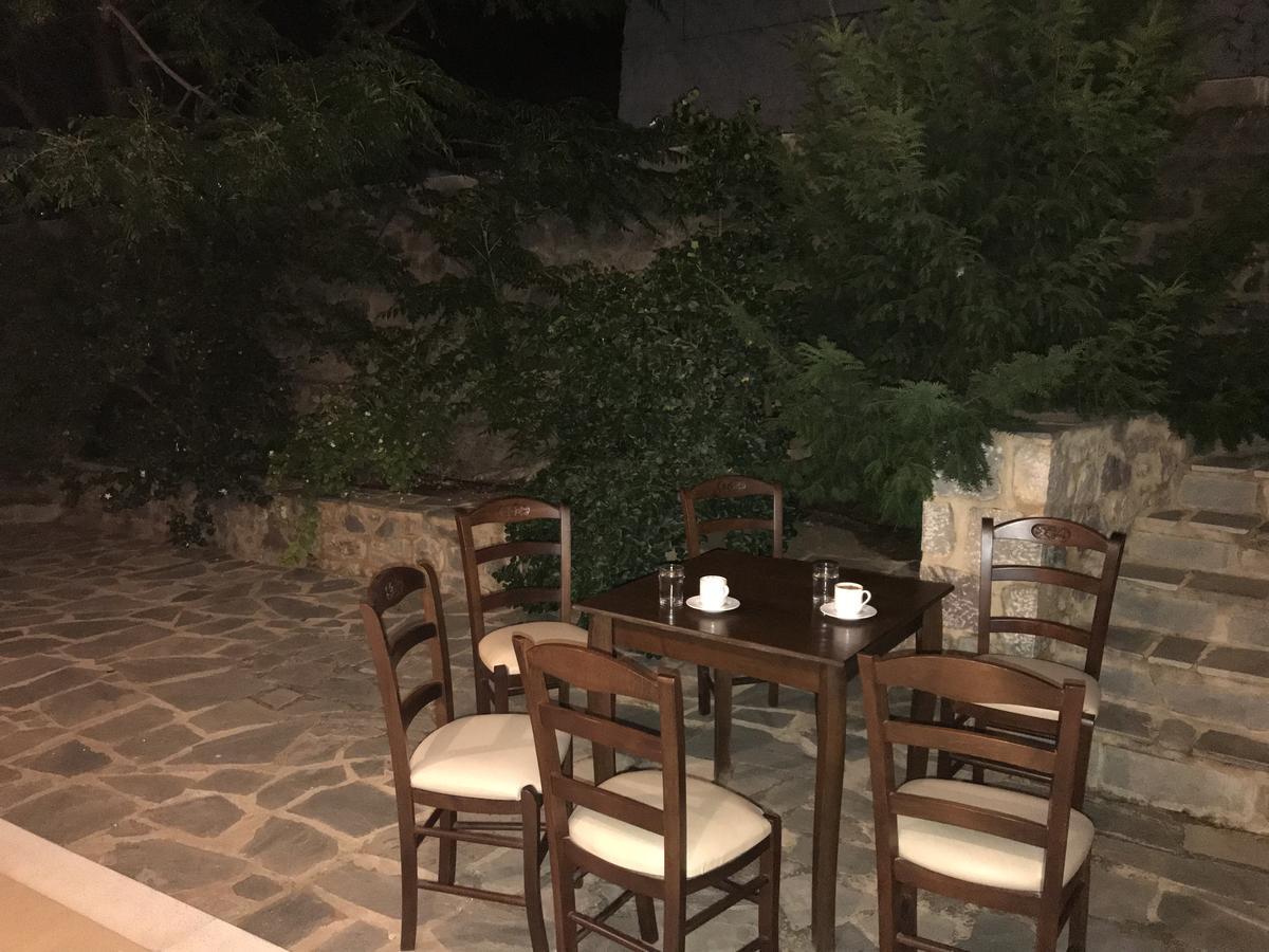 Xenonas Nikia Hotell Yerákion Exteriör bild